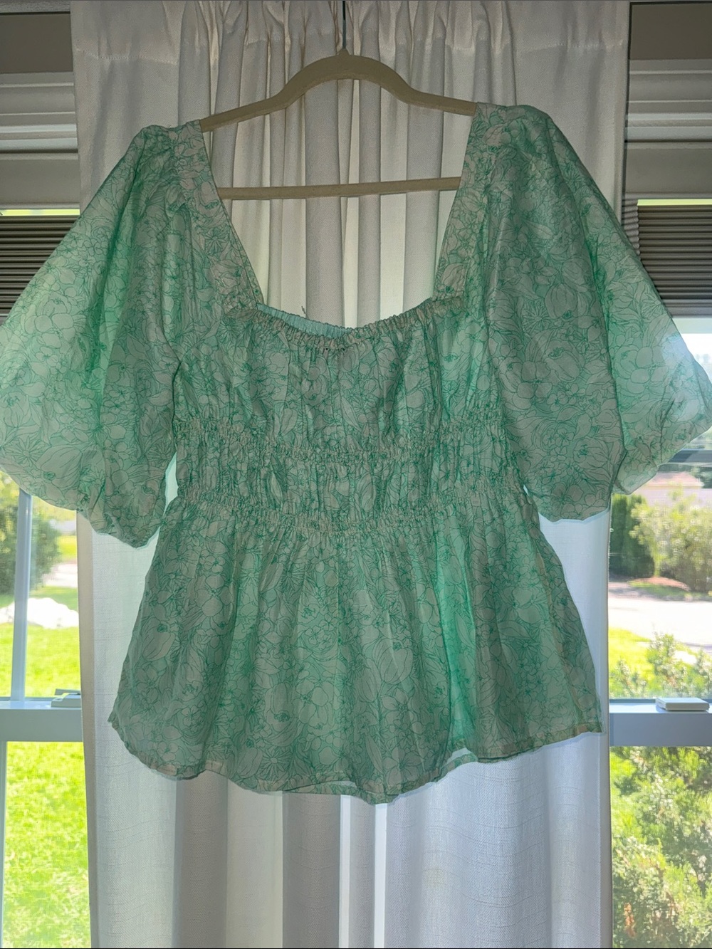 Vineyard Vines Mint Green Sheer Puff-Sleeve Peplum Top